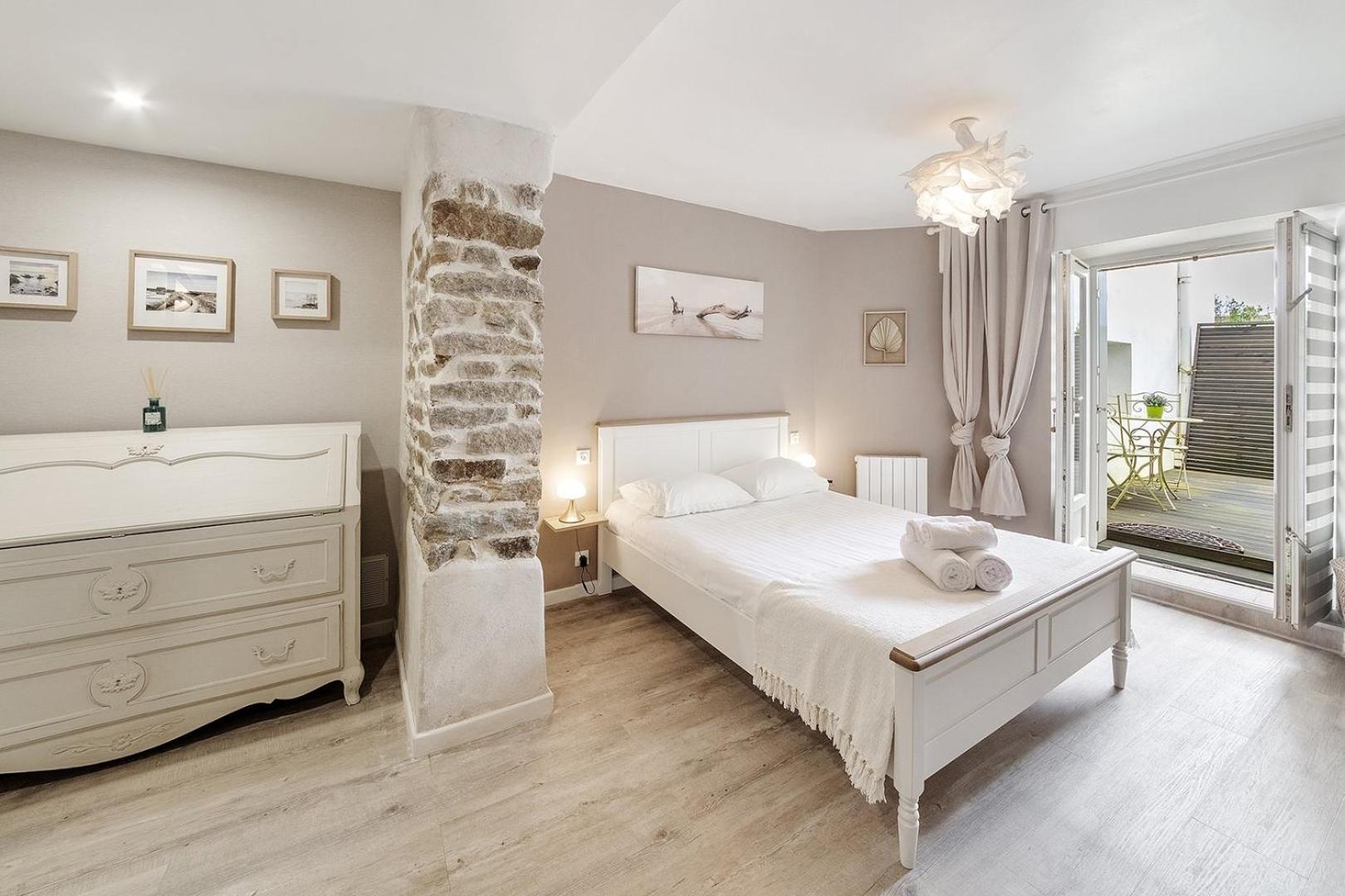 Tassigny - Charmant Appartement/ Terrasse - Port Ван Екстериор снимка